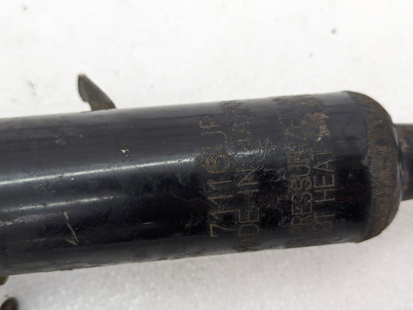 Nissan Z33 350Z Front Left & Right Strut Set