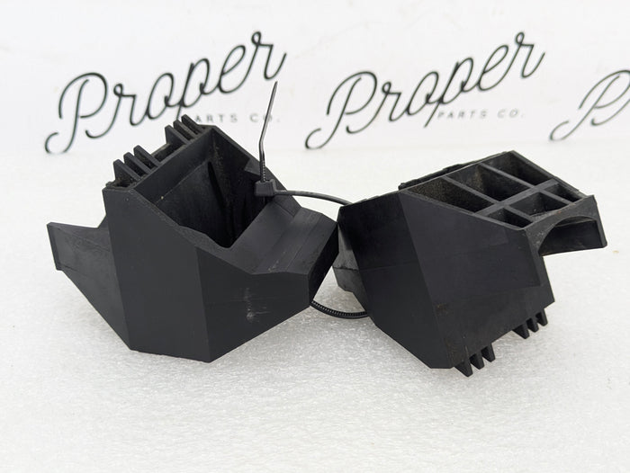 BMW E46 M3 330ci 328ci 325ci 323ci 320i Lower Radiator Mount Brackets Pair 7514402/1436264