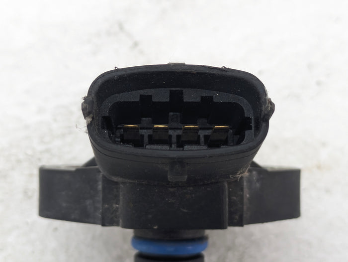 BMW E60 E61 M5/E63 E64 M6 Fuel Pressure Sensor 7834411