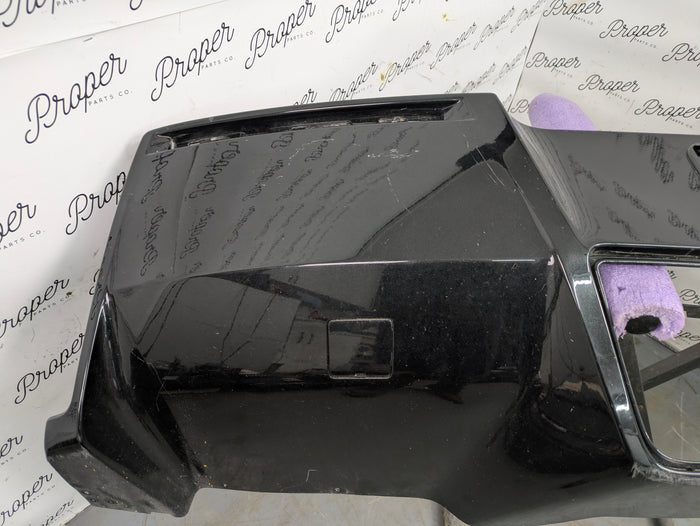 Chevrolet C7 Corvette Stingray Lower Rear Bumper Cover/Diffuser 84139440/84139443 *NOTE*