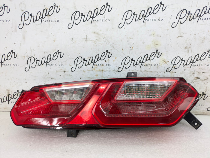 Chevrolet C7 Corvette Stingray Z51 Rear Right/Passenger Side Tail Light 23170470