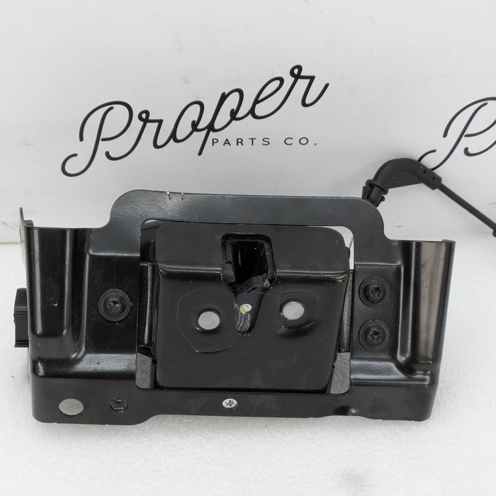 Chevrolet C7 Corvette Stingray Rear Trunk/Hatch Lock Latch Actuator Motor W/Bracket 23256177