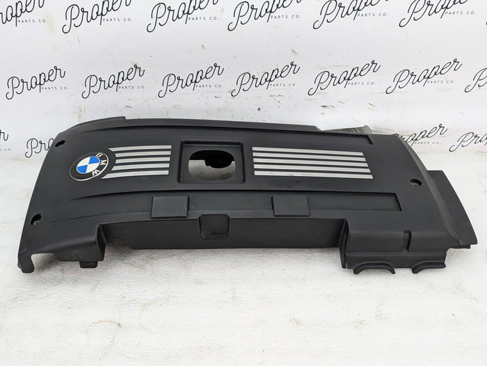 BMW E82 E88 E90 E92 E93 335is 335xi 335i N54 Engine Coil Pack Cylinder Head Cover Trim 11127575036 *Damaged*