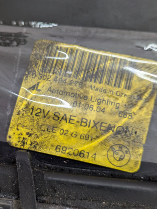 *Note* BMW E46 330ci Xenon Passenger Front Headlight 6920614