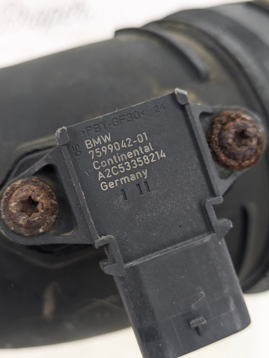 BMW F32 F33 F36 F30 F34 435xi 335xi Intercooler Air Intake Duct Charge Pipe Hose 7604033