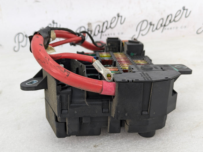 BMW E60 E61 550xi 545xi 535xi 530xi Rear Trunk Power Distribution Fuse Box 6906603