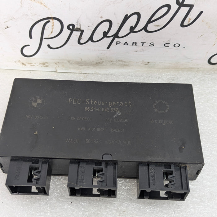BMW E60 E61 530xi 525xi PDC Park Assist Distance Control Module 6942677