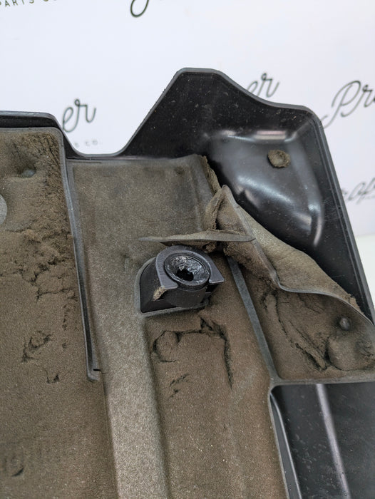 BMW E90 E93 E92 335xi 335i E82 E88 135i N55 Engine Ignition Coil Insulation Cover 7593833