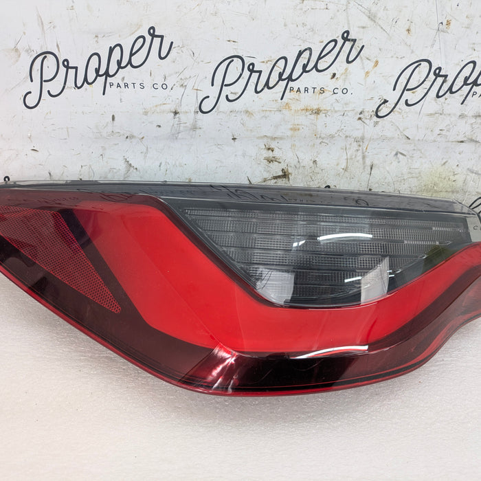 BMW G22 G26 430ix M440ix G82 M4 Pre-LCI Rear Left/Driver Side Outer LED Tail Light Assembly 63217477605