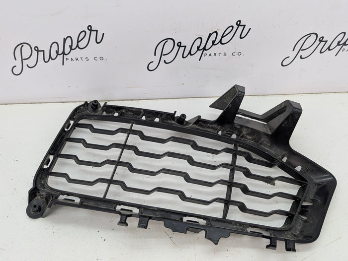 BMW F36 F32 435xi M Sport Front Bumper Left Fog Light Grill 8056493 *DAMAGED*