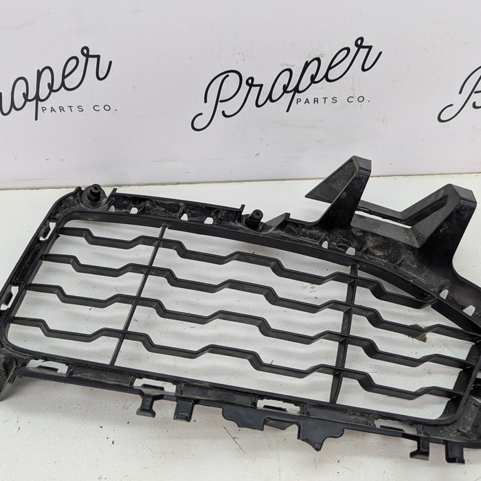 BMW F36 F32 435xi M Sport Front Bumper Left Fog Light Grill 8056493 *DAMAGED*
