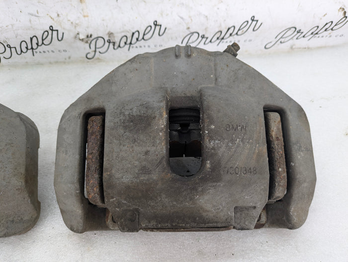 BMW E90 E91 E92 E93 335xi Front Calipers Set Pair