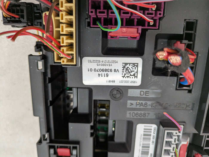 BMW F30 F31 F32 F33 F34 F36 340xi 330xi 335xi 328xi Rear Power Distribution Module/Fuse Box 9389070