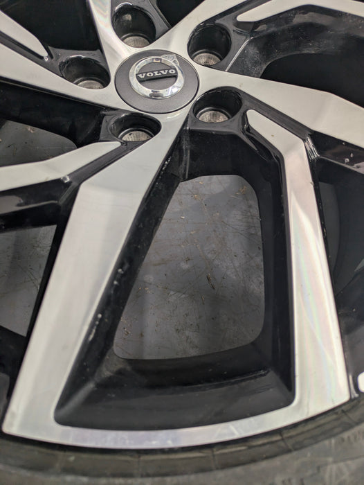 2021 Volvo V60 T6 R-Design Y Spoke Black Diamond Cut Wheel 8 X 18 Et 42 31471311