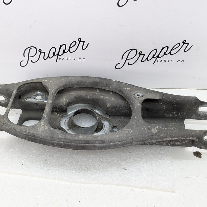 BMW E88 E82 135i 128i Rear Left/Right Lower Control Arm Spring Perch 33326772899