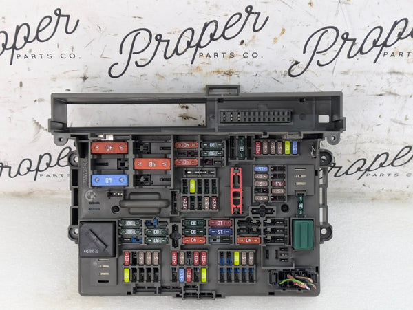 BMW E92 E93 E90 E91 3 Series Front Power Distribution Fuse Box 9119444