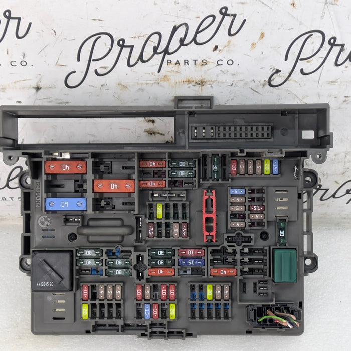 BMW E92 E93 E90 E91 3 Series Front Power Distribution Fuse Box 9119444