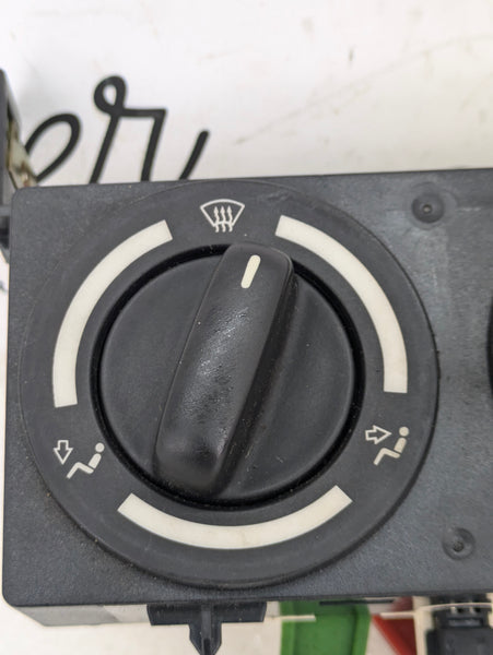 BMW Z3 M Roadster Coupe Climate Control AC Air Conditioning Blower Fan Switch Panel 8397712