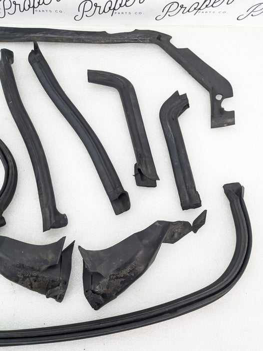 BMW E46 BMW E46 M3 330ci 328ci 325ci 323ci Misc. Engine Bay Hood Rubber Weather Seals Set