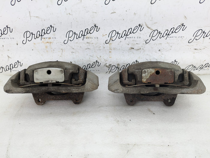 BMW E90 E91 E92 E93 335xi Front Calipers Set Pair