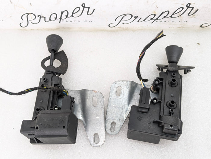 BMW E46 M3 330CI Coupe Rear left Right Window Motor Actuator Set W/Trim & Brackets 8238743/7028311/8253736/8238744/7028312/8253735