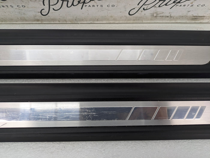 BMW G22 430ix 440ix M Sport Left/Right Driver/Passenger Door Sill Trim Set Pair 8077315 *DAMAGED*