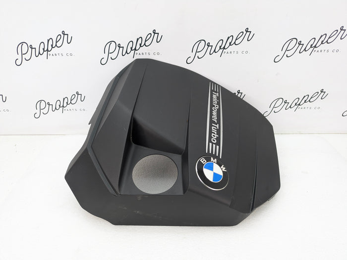 BMW E82 E88 135i E90 E93 E92 335xi 335i N55 Twin Power Turbo Cover Engine Cover 7589037