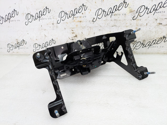Chevrolet C7 Corvette Stingray Z51 Rear Hatch/Trunk Latch Release Assembly 23209195