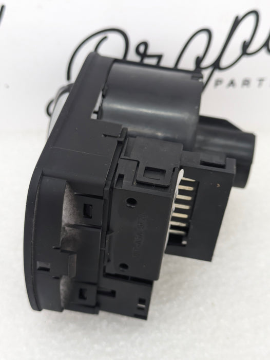 2016-2018 Audi 8U Q3 Headlight Control & Dimmer Switch 8X1941531