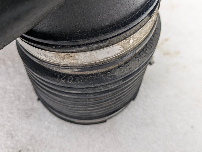 BMW E60 E61 M5/E63 E64 M6 Right/Passenger Side Intake Air Box Filter Housing & MAF 7834501/7834213