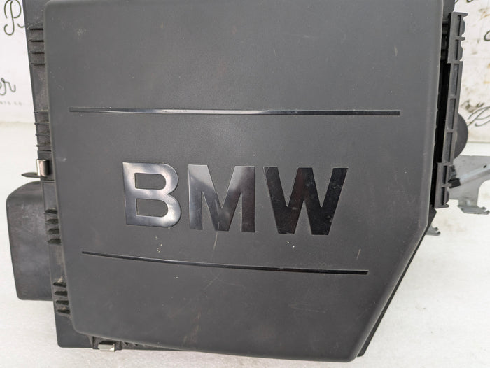 BMW E92 E90 E93 335xi 335i E82 E88 135i N55 Engine Intake Air Box Filter Housing 7599284
