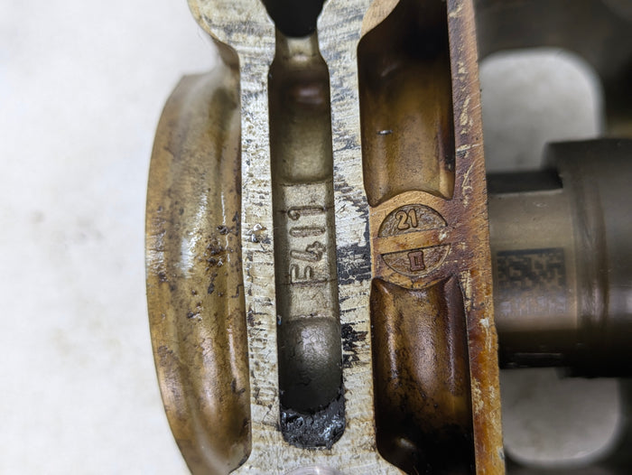 BMW F3X E9X E82 E88 F22 F23 F10 E70 F15 N55 Engine Exhaust Camshaft W/Ledger 7576161