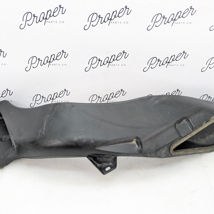 Chevrolet C7 Corvette Stingray Rear Left/Driver Side Automatic Transmission Fluid Cooler Air Duct 84241510/22793183