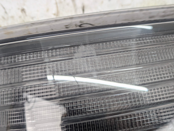 BMW G22 G26 430ix M440ix G82 M4 Pre-LCI Rear Right/Passenger Side Outer LED Tail Light Assembly 63217477606