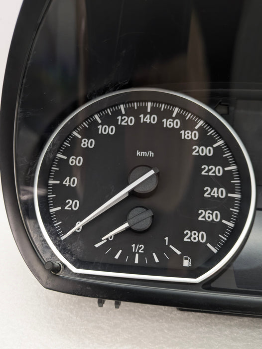 BMW E82 E88 135i Gauge Instrument Cluster KPH 9242329 *NOTE*