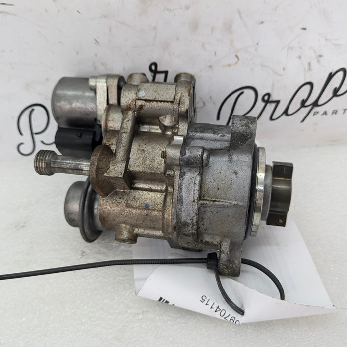 BMW E82 E88 E92 E90 E93 335xi 335i N54 N55 High Pressure Fuel Pump HPFP 7615617