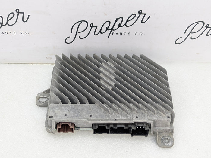 Chevrolet C7 Corvette Stingray Bose Audio Amplifier Control Unit Module 84073607