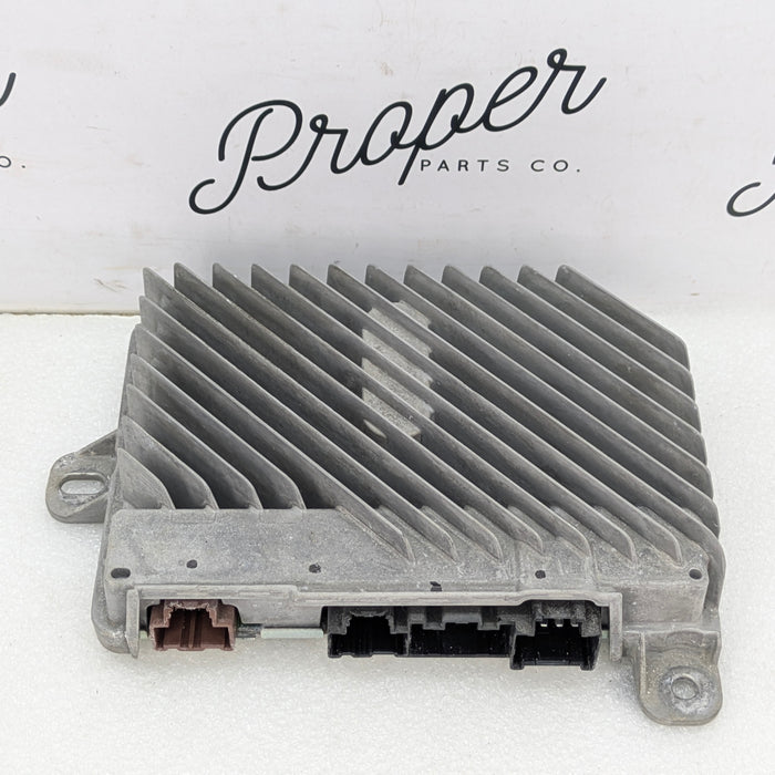 Chevrolet C7 Corvette Stingray Bose Audio Amplifier Control Unit Module 84073607