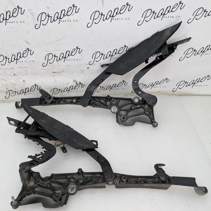 Porsche 996.2 911 Carrera 4 Cabriolet Convertible Roof Soft Top Left/Right Hinge Set W/Flaps