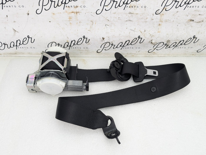 BMW F22 228xi 230xi 228i 230i Right/Passenger Side Front Seatbelt 7284486