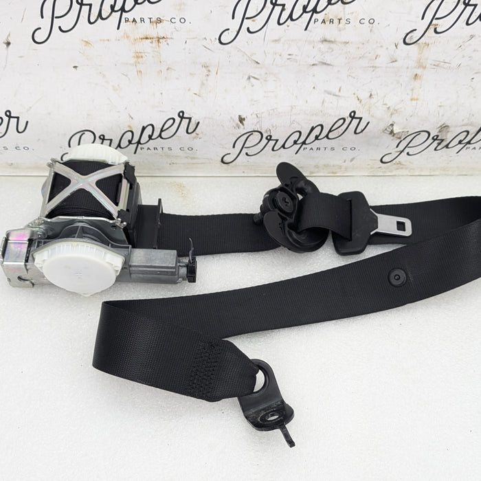 BMW F22 228xi 230xi 228i 230i Right/Passenger Side Front Seatbelt 7284486