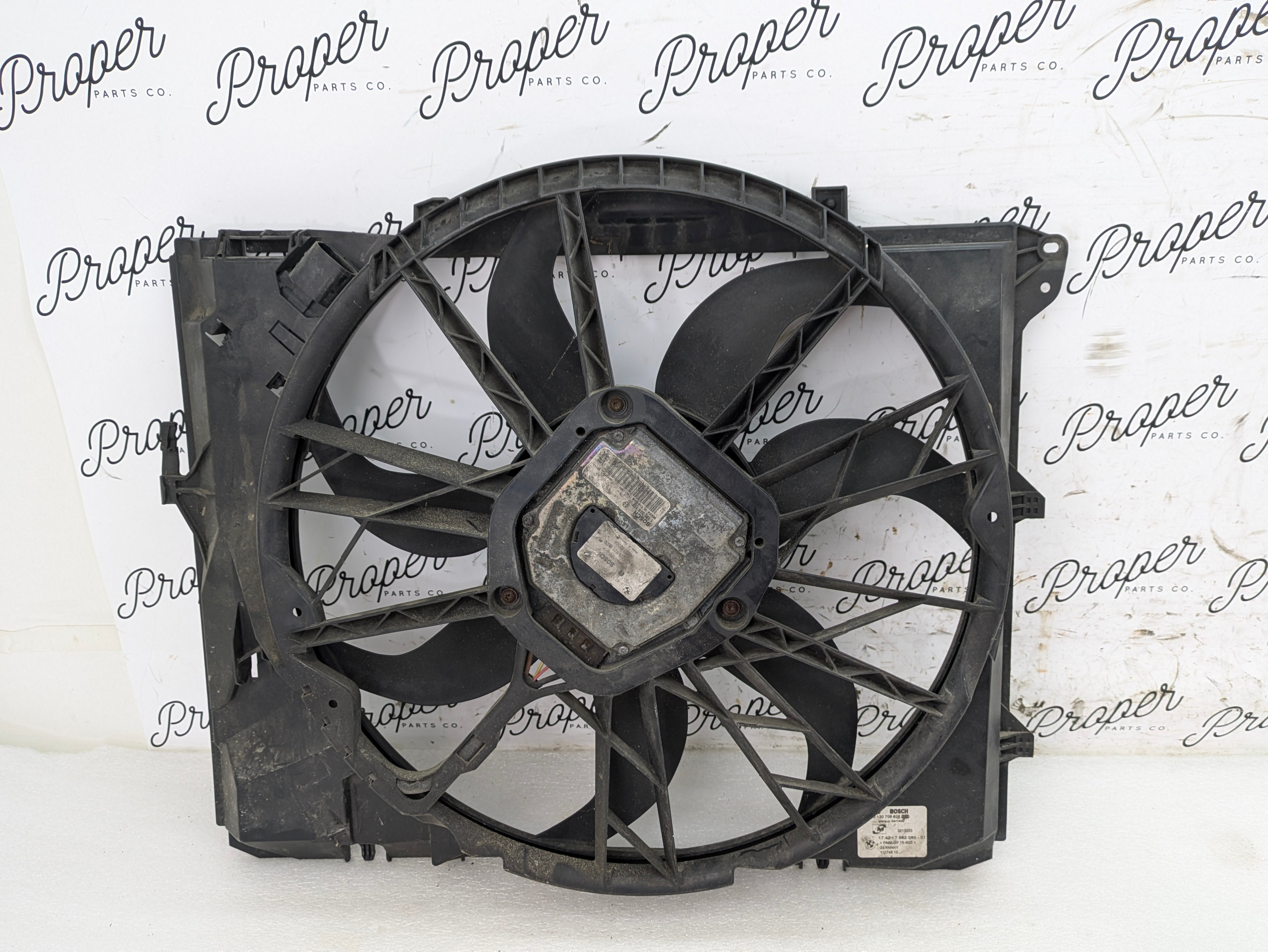 N52 Radiator BMW E90 E91 E92 E93 325xi 330xi 328xi 323i N52 Engine Electric Radiato ...