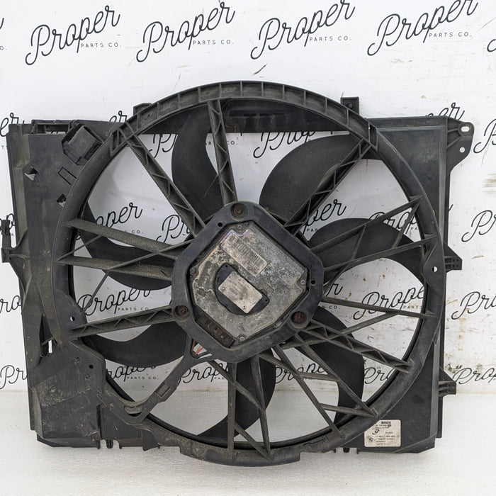 BMW E90 E91 E92 E93 325xi 330xi 328xi 323i N52 Engine Electric Radiator Cooling Fan 7562080