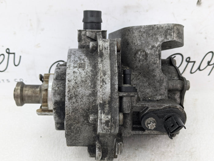 BMW E82 E90 E92 F30 F32 F10 135i 335xi 535xi N55 Engine Vacuum Pump 7611115