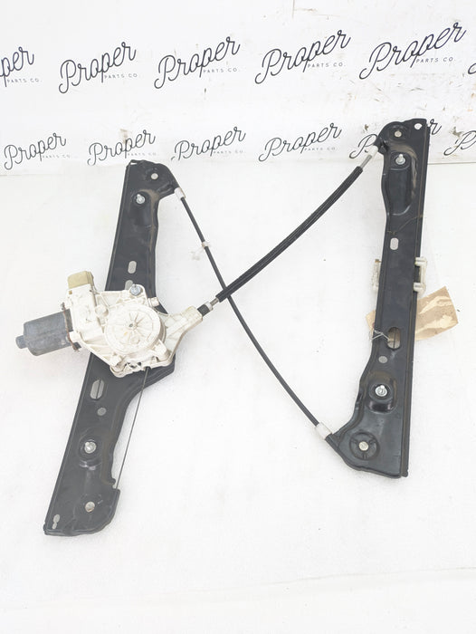 BMW E90 E91 M3 335i 330i 328i 325i 323i Right/Passenger Side Front Window Regulator W/Motor 7140588/6927028