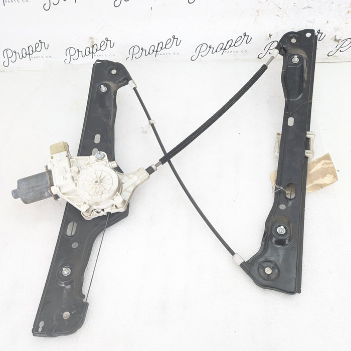 BMW E90 E91 M3 335i 330i 328i 325i 323i Right/Passenger Side Front Window Regulator W/Motor 7140588/6927028
