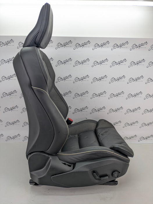 2021 Volvo V60 T6 R-Design Front Right/Passenger Side Black Leather Heated Seat *DAMAGED*
