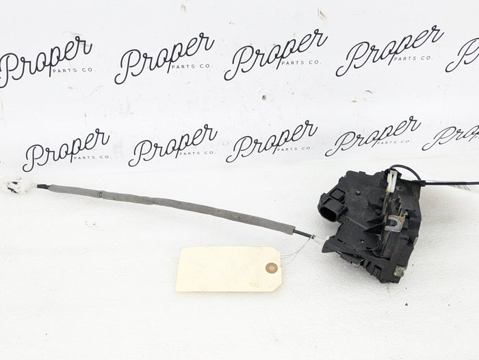 BMW E46 330i 328i 325i 323i Sedan/Wagon Driver Left Front Door Lock Actuator 51217011241