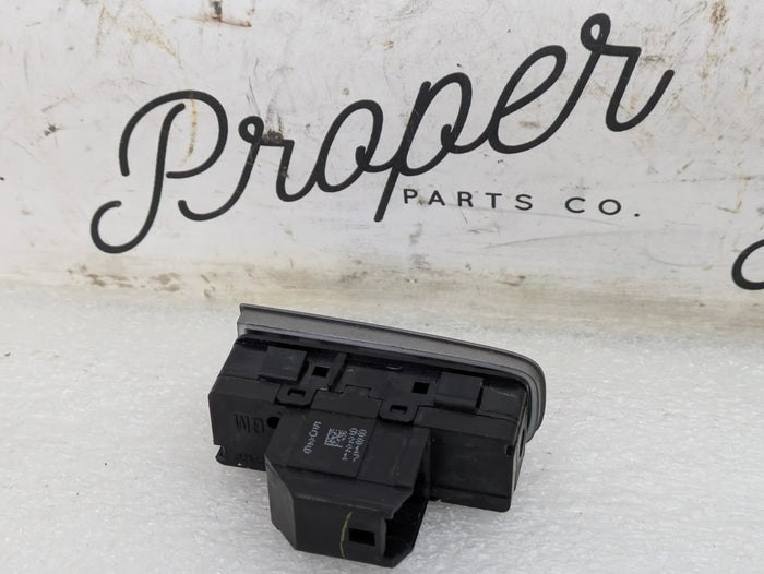 2015 Chevrolet 5th Gen Camaro 2SS Traction Control Control Button Switch 92218817