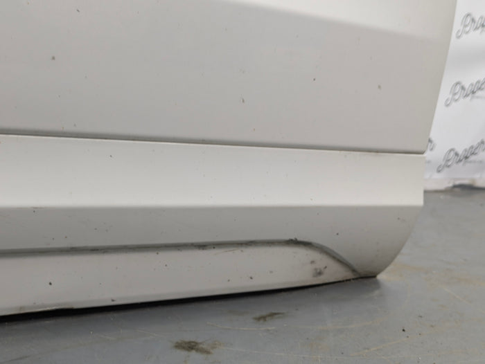2018 Audi 8U Q3 Front Right Passenger Door Panel Cortina White 8U0831052C *Damaged*
